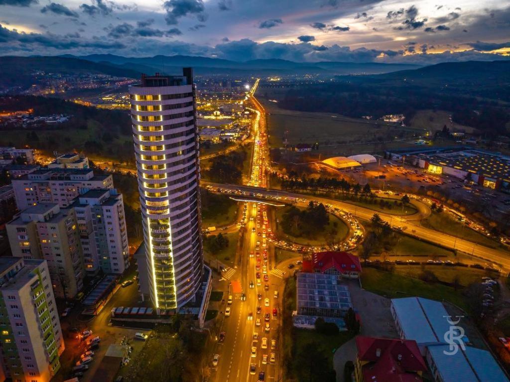 Apartamento The Sky Tower - Your Panoramic Life Cluj-Napoca Exterior foto